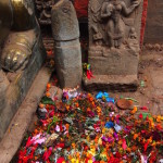 2014.12.11 Bhaktapur 14 Colourful offerings ResizeBy Donna Yates CC BY-NC-SA