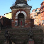 2014.12.15 Bhaktapur 08 Citywalk shrine ResizeBy Donna Yates CC BY-NC-SA