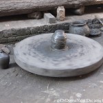 2014.12.12 Bhaktapur 01 Potter’s square wheel ResizeBy Donna Yates CC BY-NC-SA